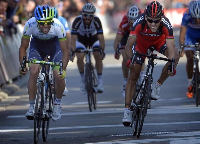 Michael Matthews narrowly misses out on the win behind Philippe Gilbert (BMC)