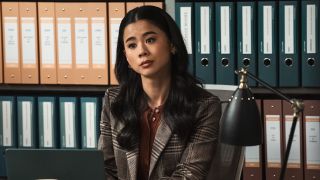 Leah Lewis sitting at her desk in Matlock Season 2x08