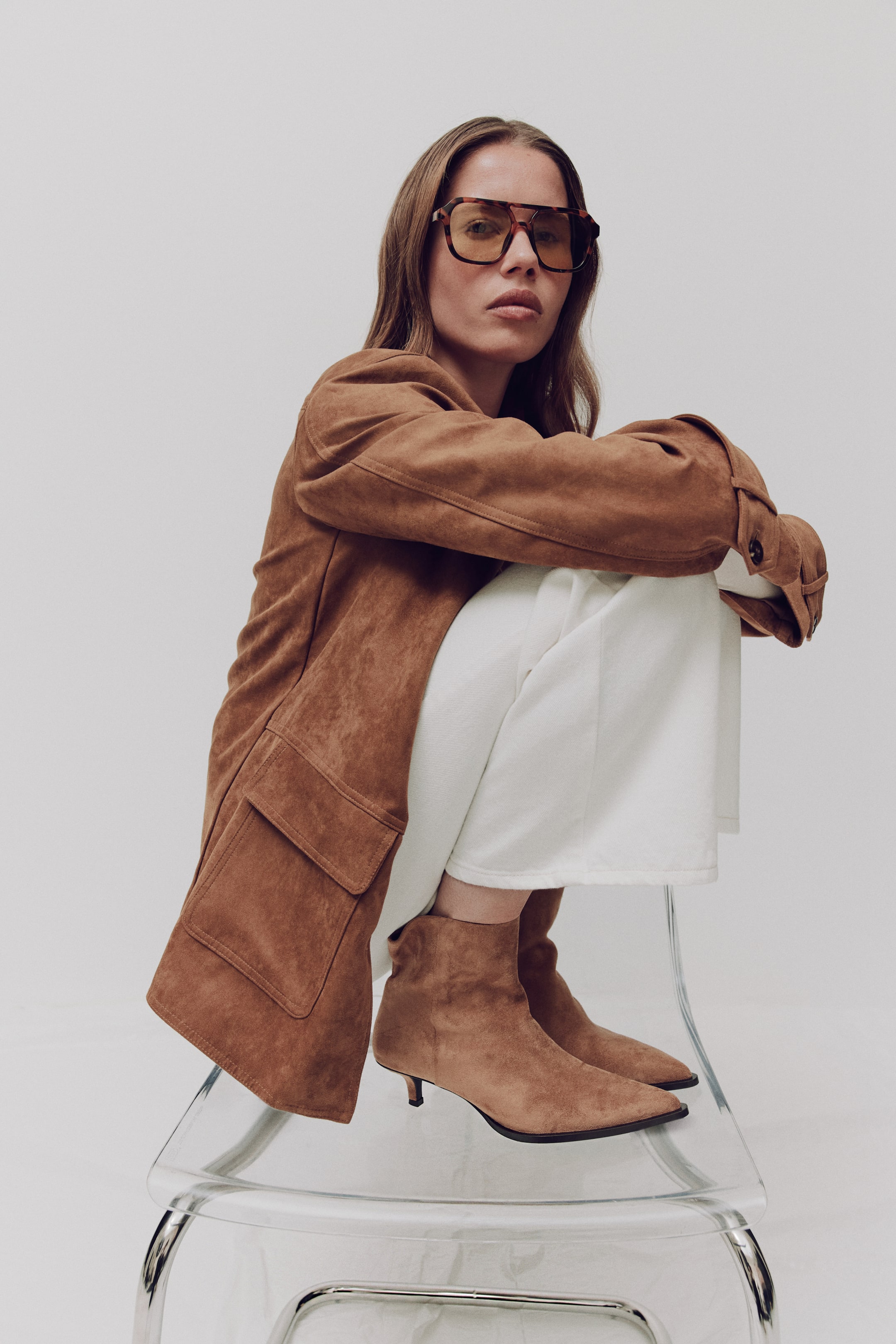 Pointed-Toe Ankle Boots - Black