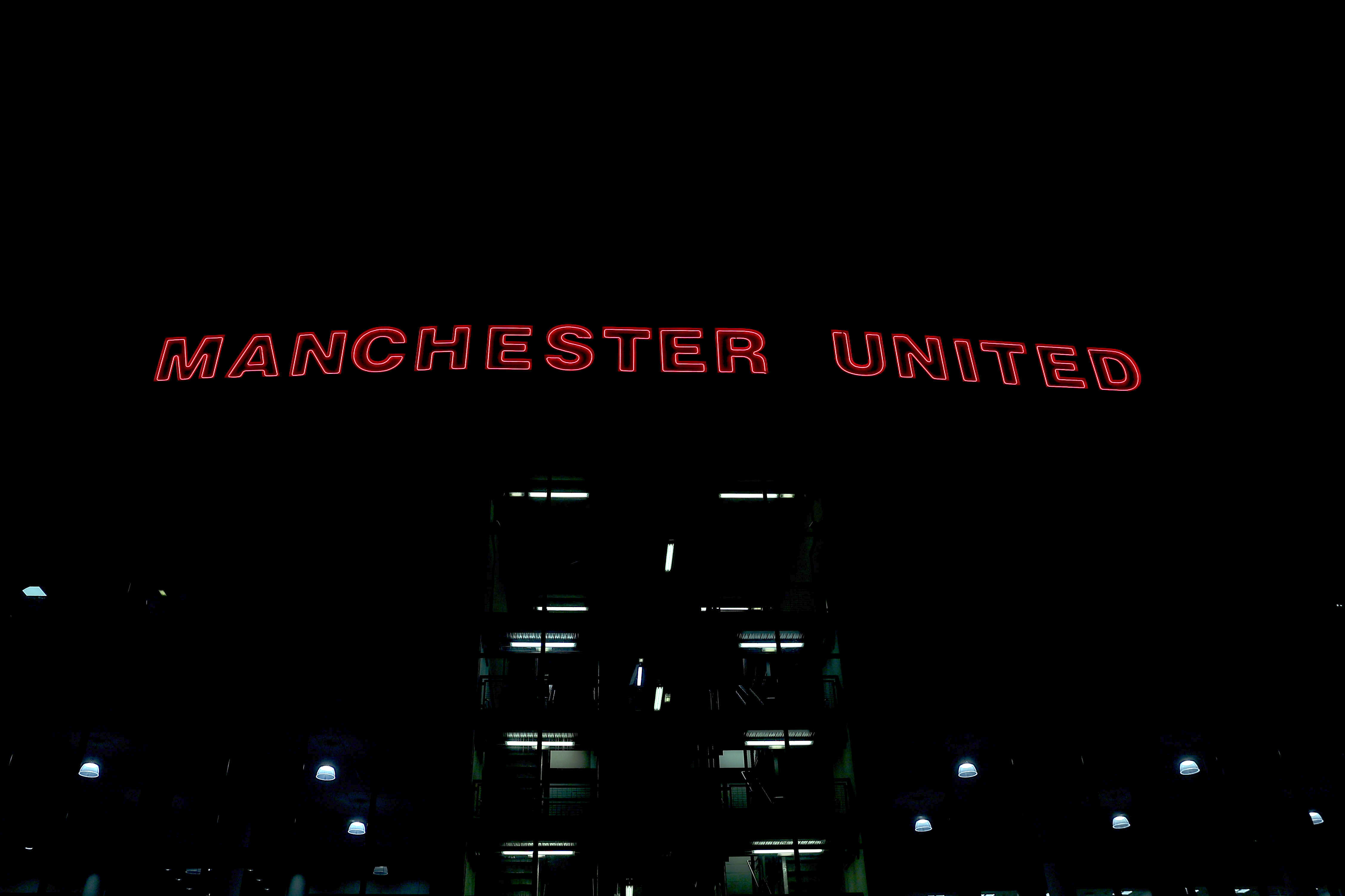 Manchester United to axe four huge earners in summer mass exodus: report
