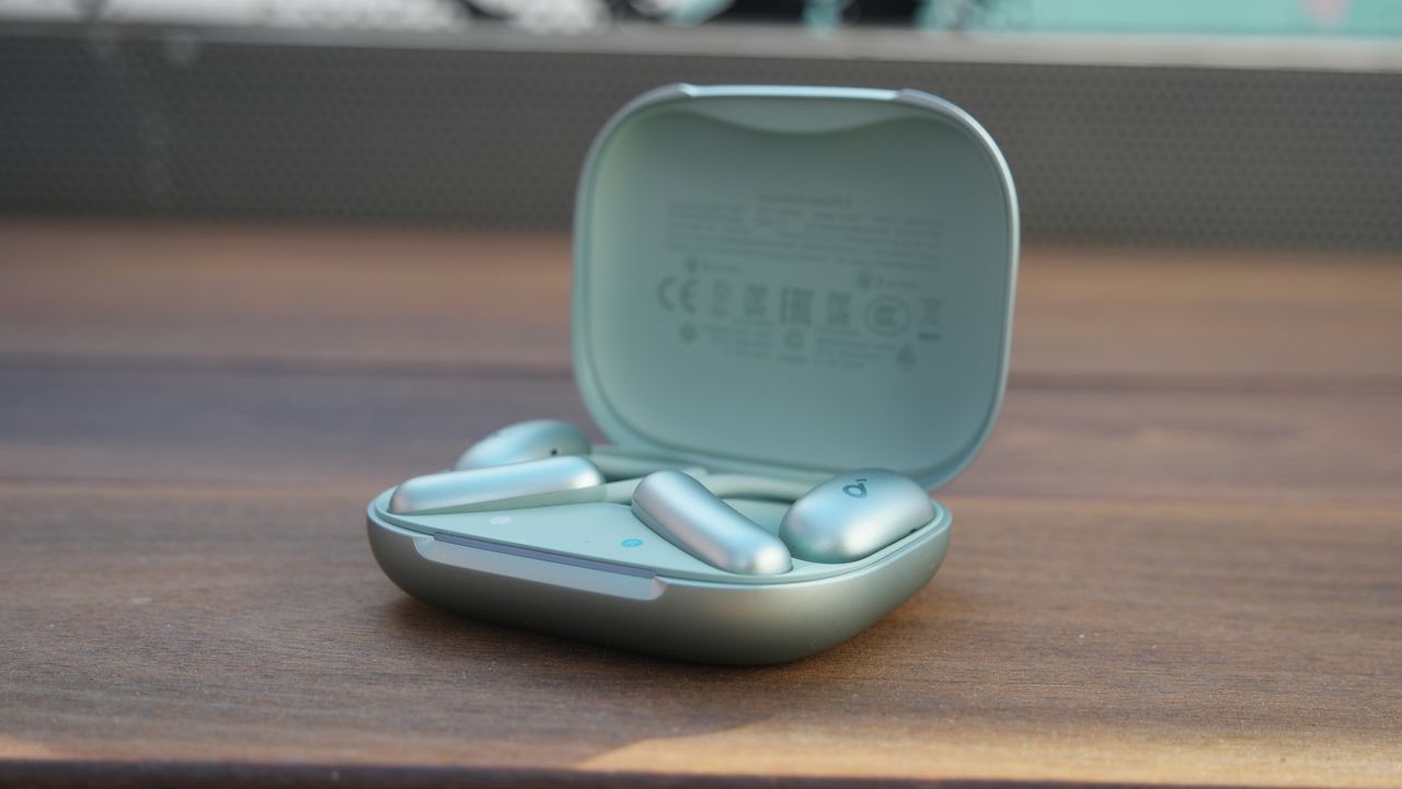 Anker Soundcore AeroFit 2 in their charging case