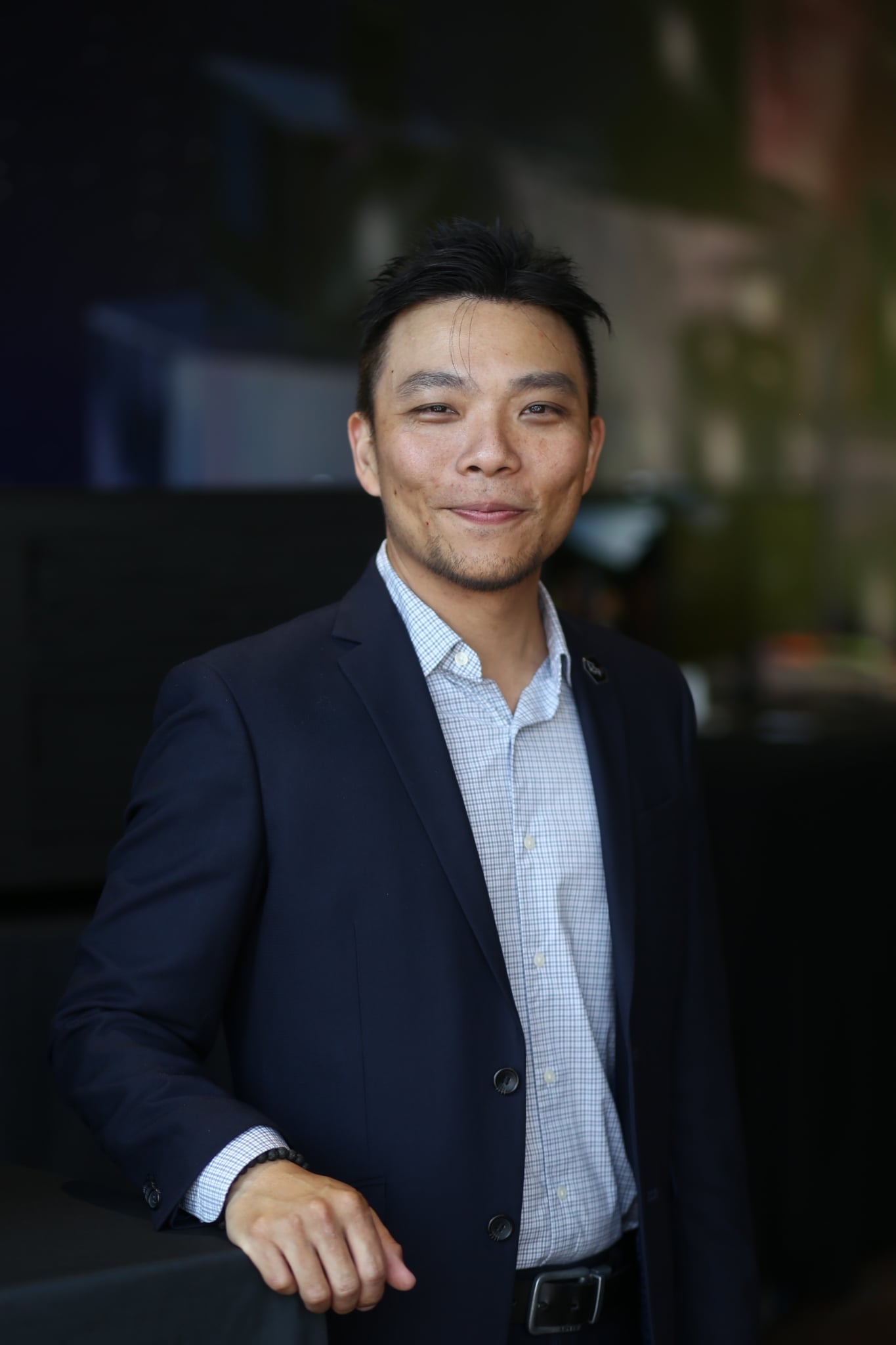 Headshot of Chris Shu.