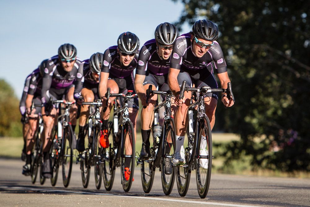 Lupus keeps a tight pace line on the way to the finish