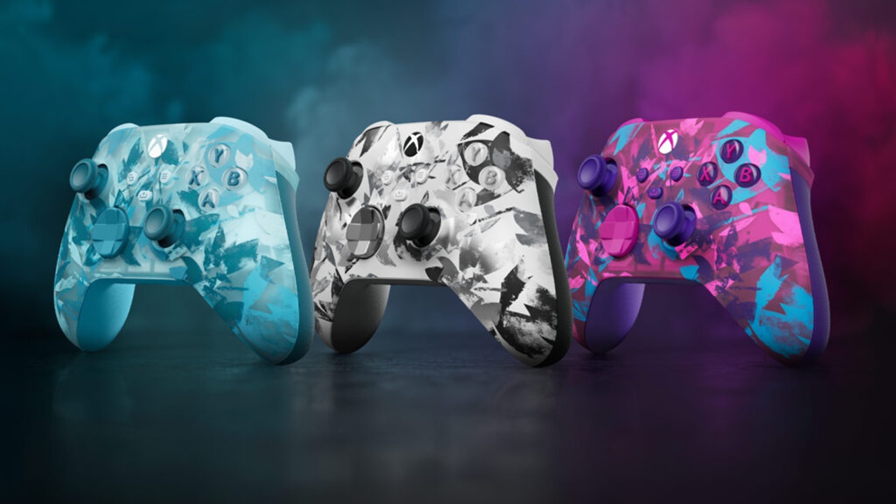 Breaker special edition Xbox controllers