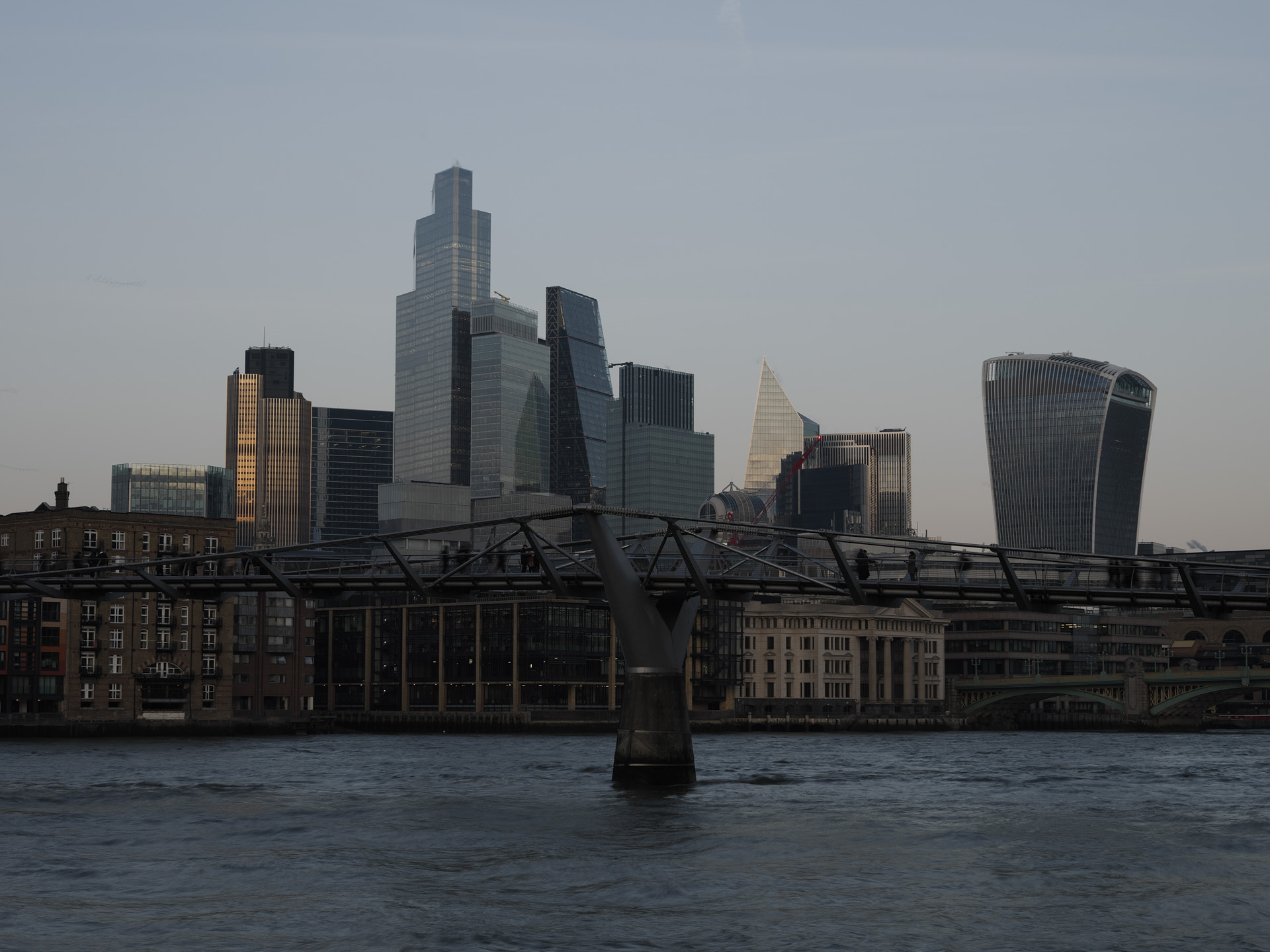 OM System OM-3 sample photos: London city skyline over the Thames