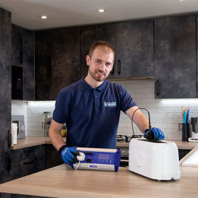 image of electric expert David Miloshev