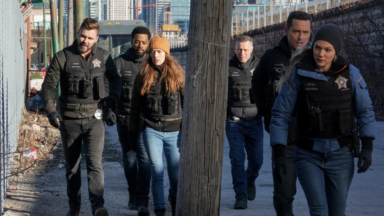 Chicago P.D. Is Getting 'Under Voight's Skin' Before The Season 9 ...