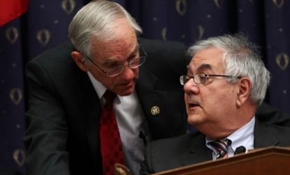 Reps. Ron Paul (R-Texas) and Barney Frank (D-Mass.)