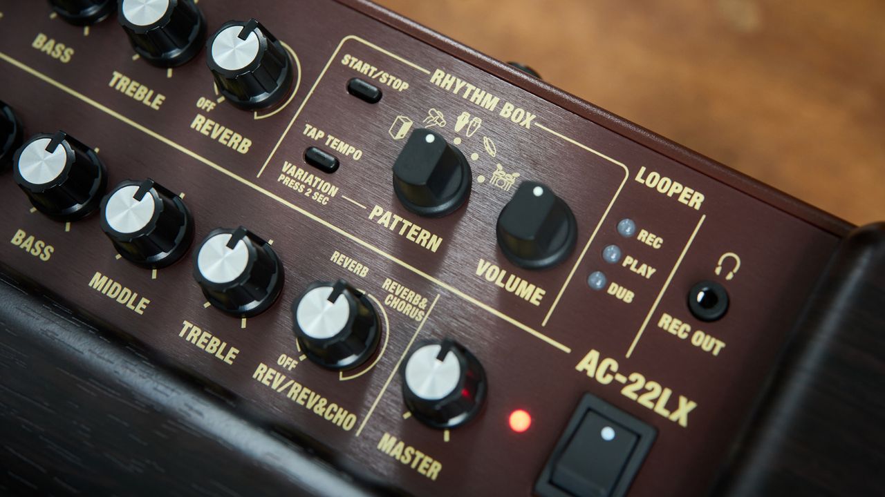 Boss AC-22LX Acoustic Amplifier