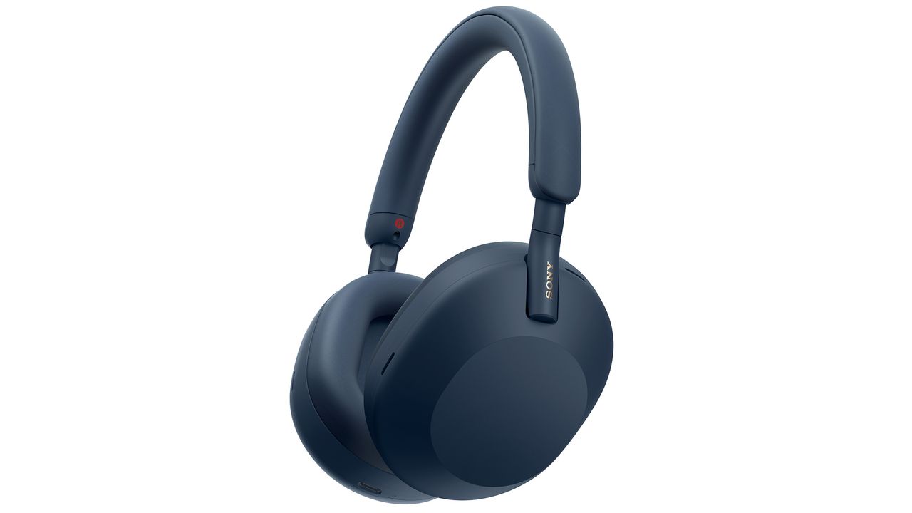 Sony WH-1000XM5 in Midnight Blue finish