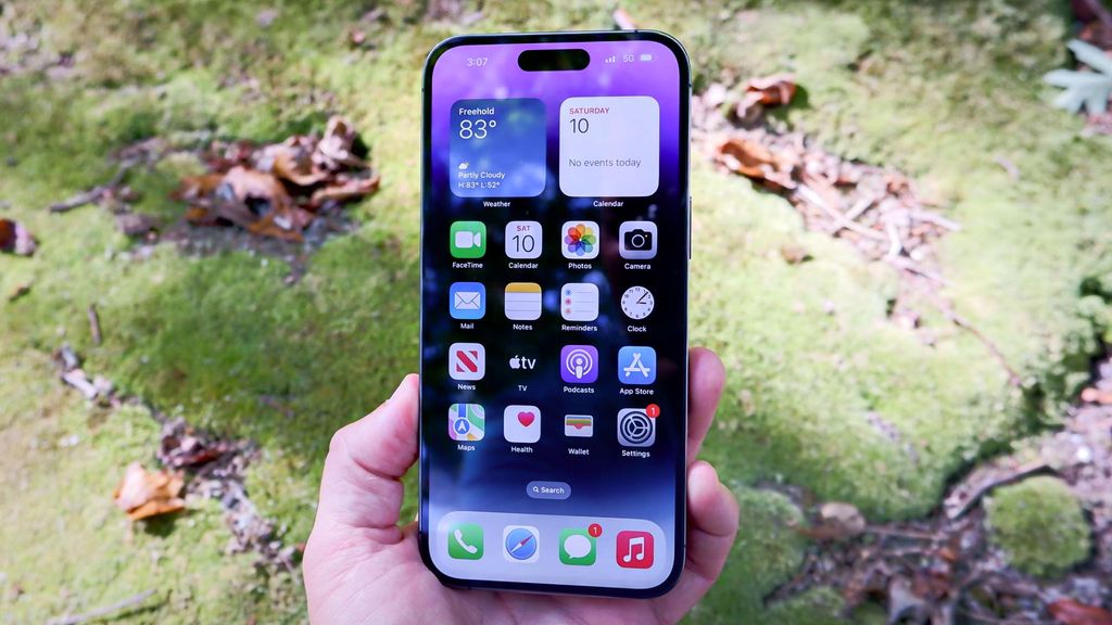 iphone 14 plus vs iphone 16 pro max which is better