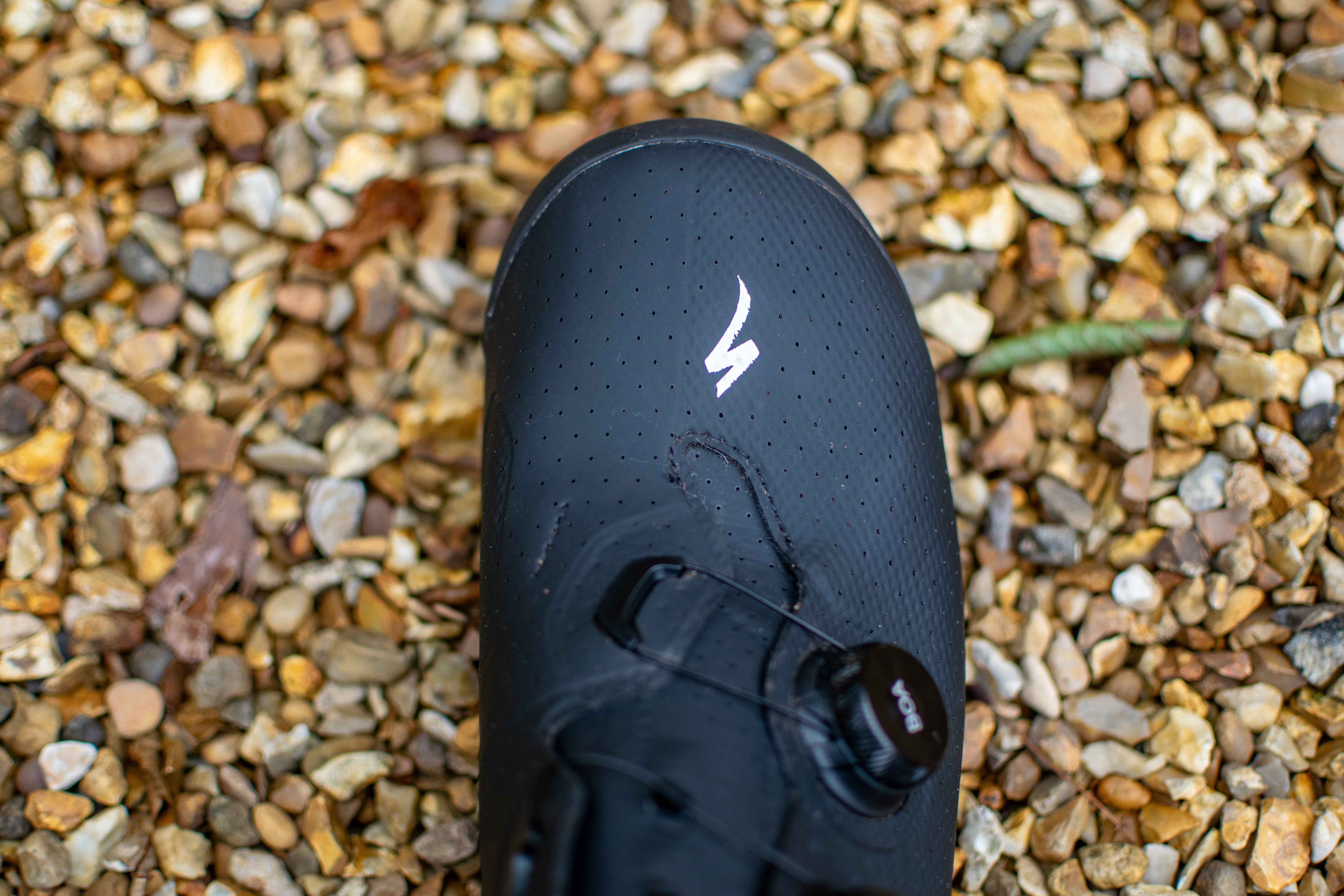A black Specialized S-Works Recon shoe