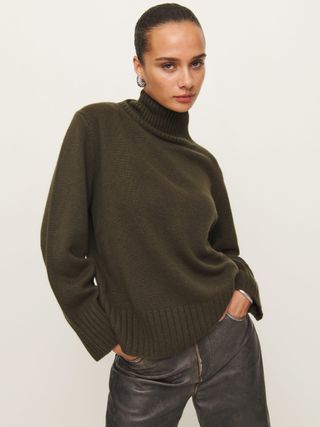 Conrad Cashmere Turtleneck