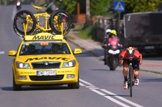 Mavic car follows a rider at the Tour of Poland in 2019