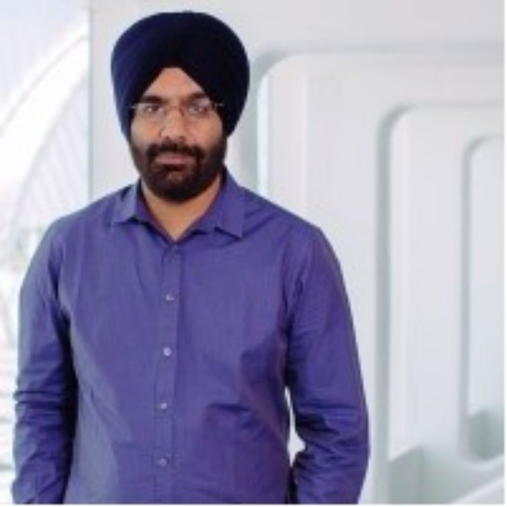 Headshot of Dr Jaspreet Dhau