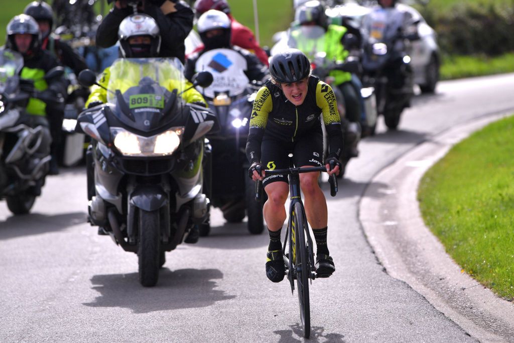 Grace Brown (Mitchelton-Scott) on the attack in Li&egrave;ge-Bastogne-Li&egrave;ge Femmes