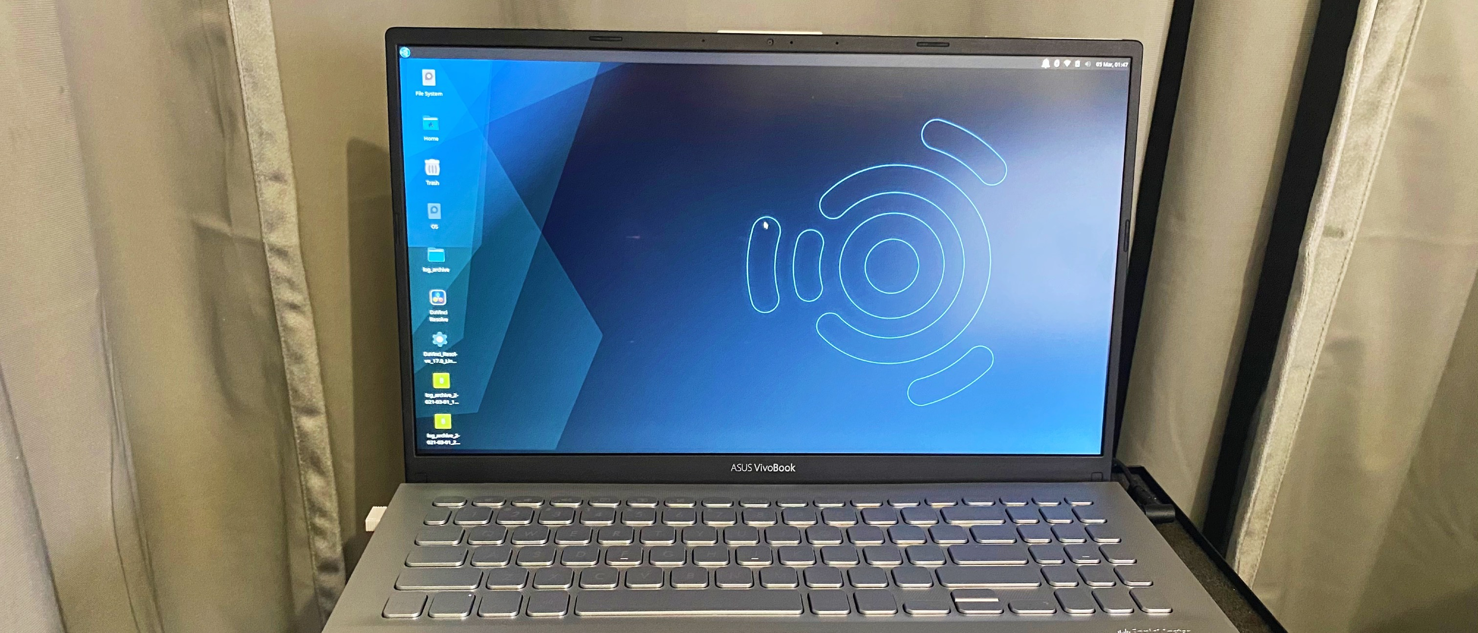 Ubuntu Studio review | Laptop Mag