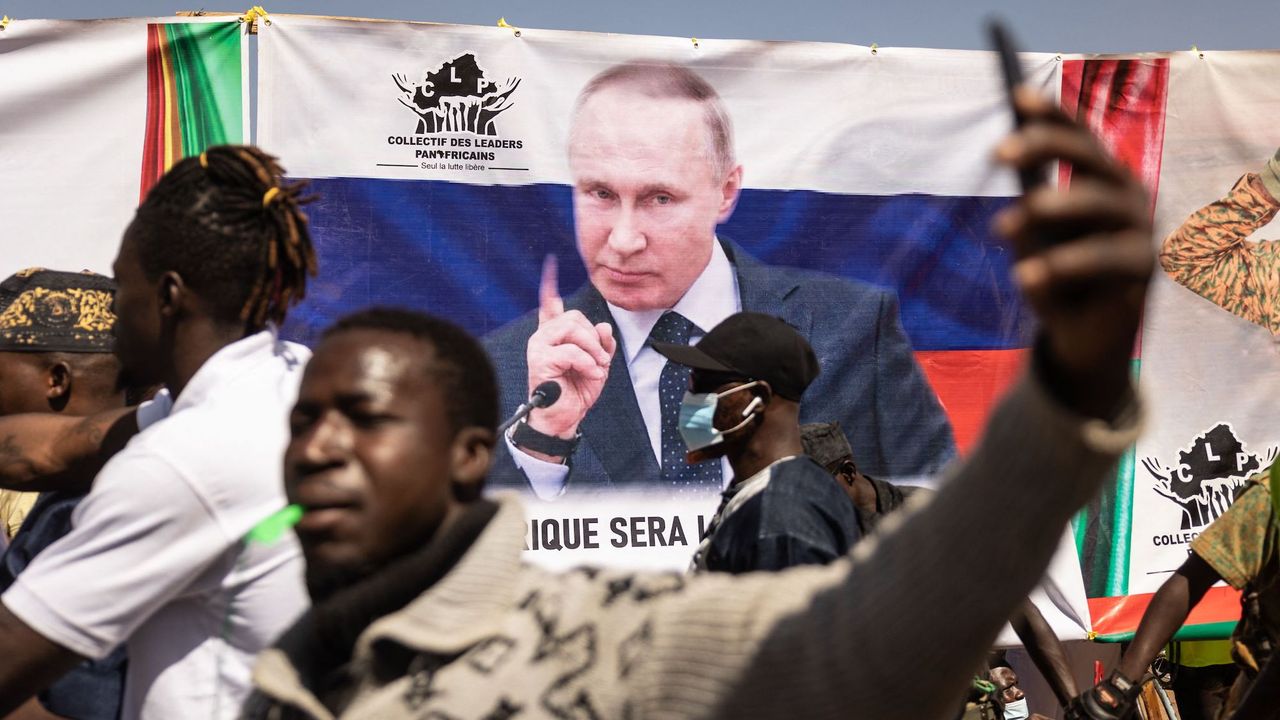 Vladimir Putin banner in Burkina Faso