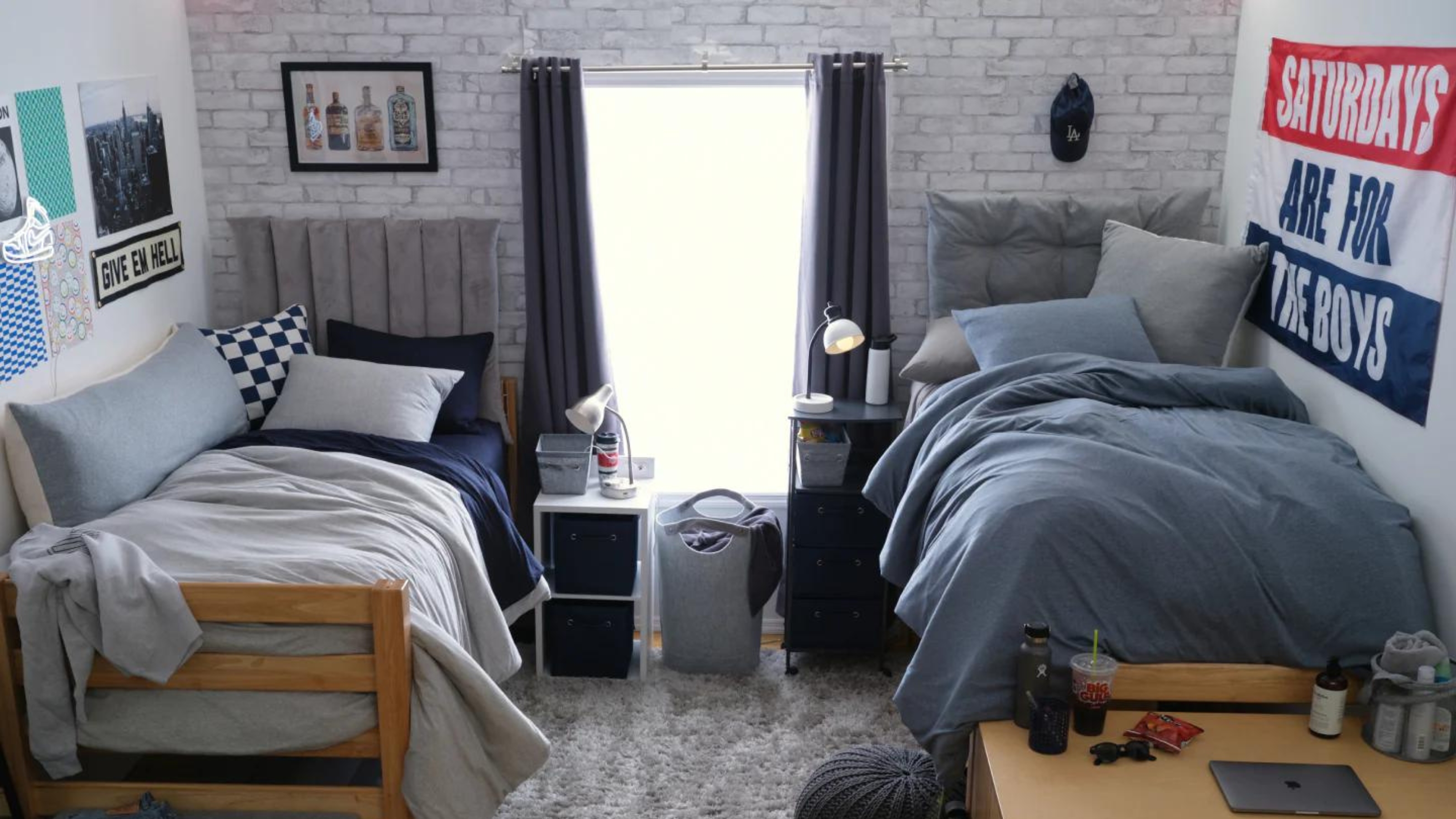 7 Dorm Room Ideas For Guys That Aren T Giving Mojo Dojo Casa House Real Homes