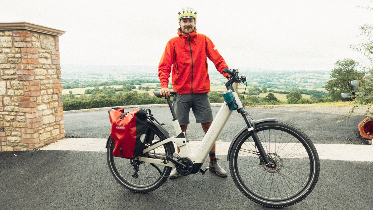 Cycle to glastonbury