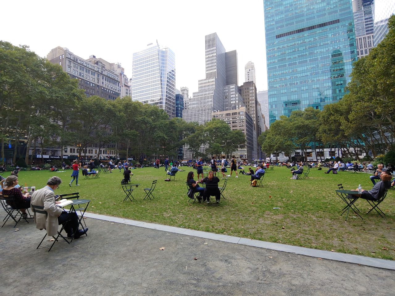 The super-wide angle photo in a Triple Shot