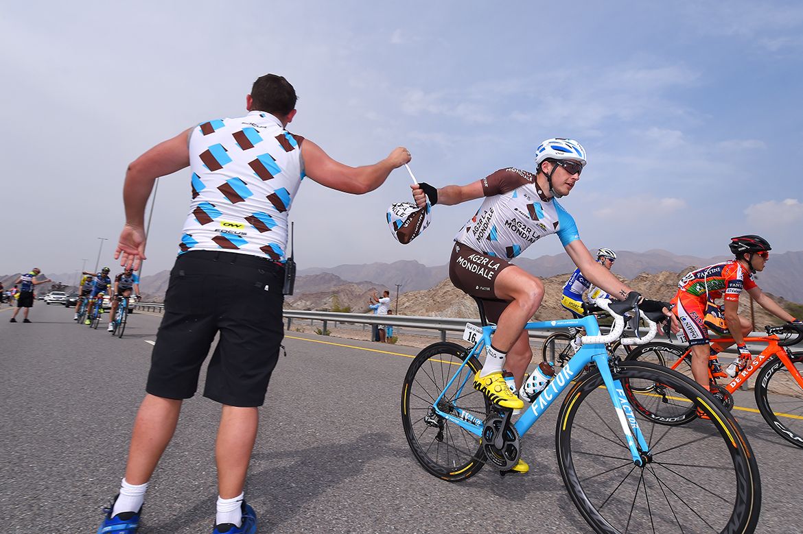 AG2R La Mondiale at work in the feedzone