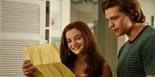 Joey King and Joel Courtney in The Kissing Booth 3