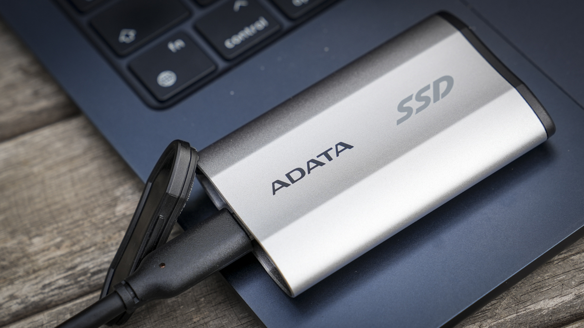 ADATA SD810