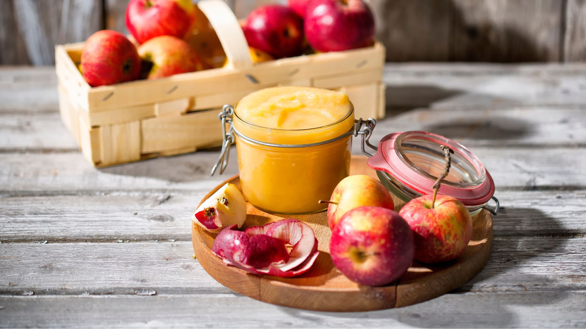 Apple sauce in jar