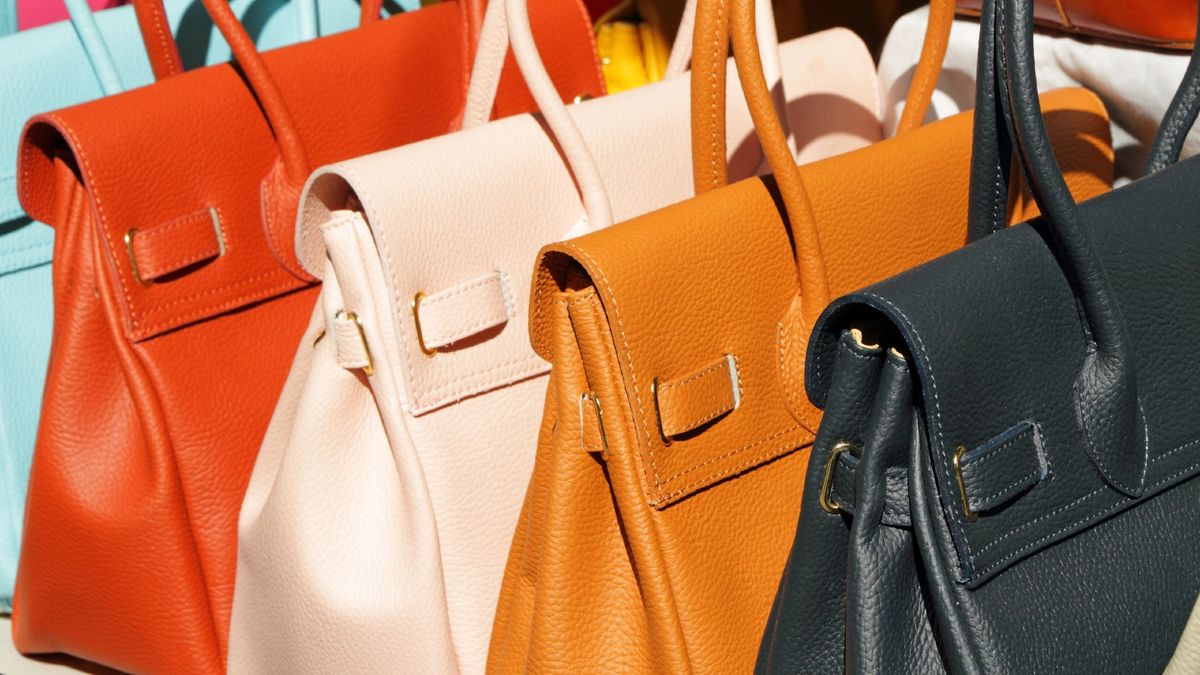 Best Luxury Handbag Consignment Shops | Paul Smith