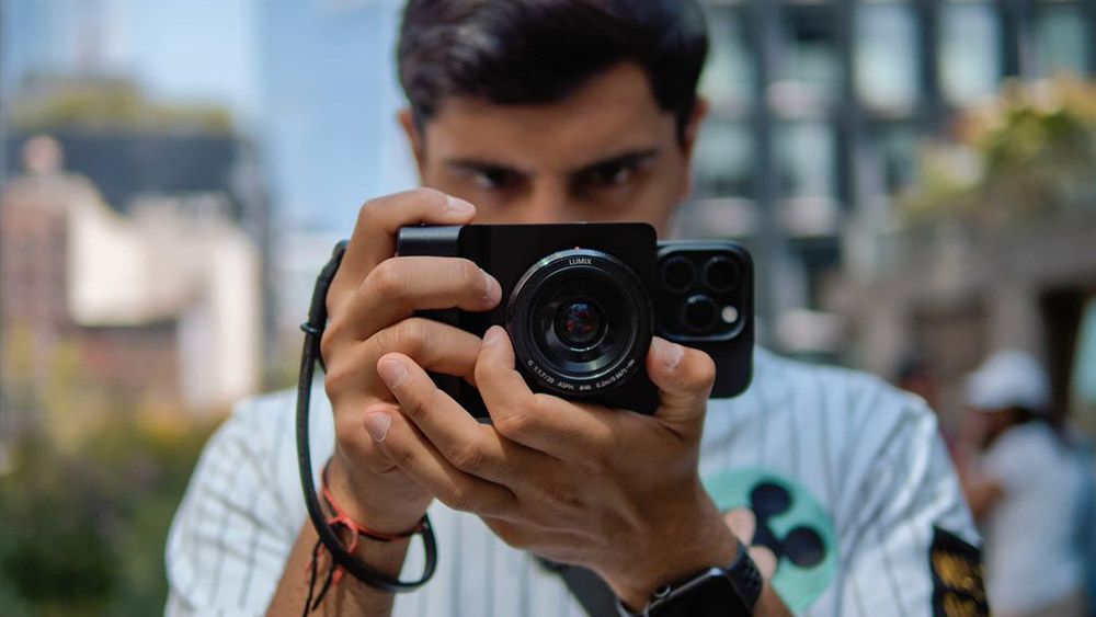 Camera Intelligence AI camera attached to an iPhone