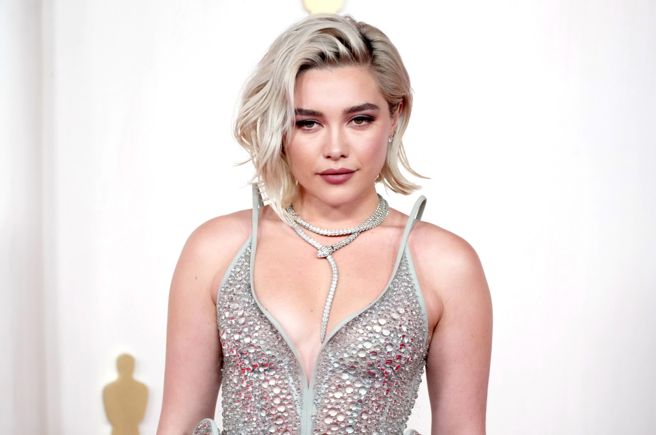 Florence Pugh attends the 96th Annual Academy Awards on March 10, 2024 in Hollywood, California.