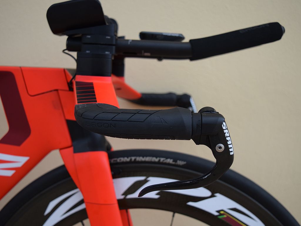 Ergon grips come with the Canyon Speedmax base handlebars
