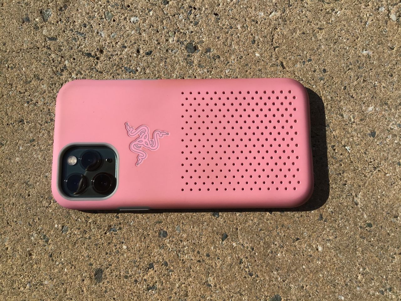 Razer Arctech Pro THS Edition Quartz Pink back
