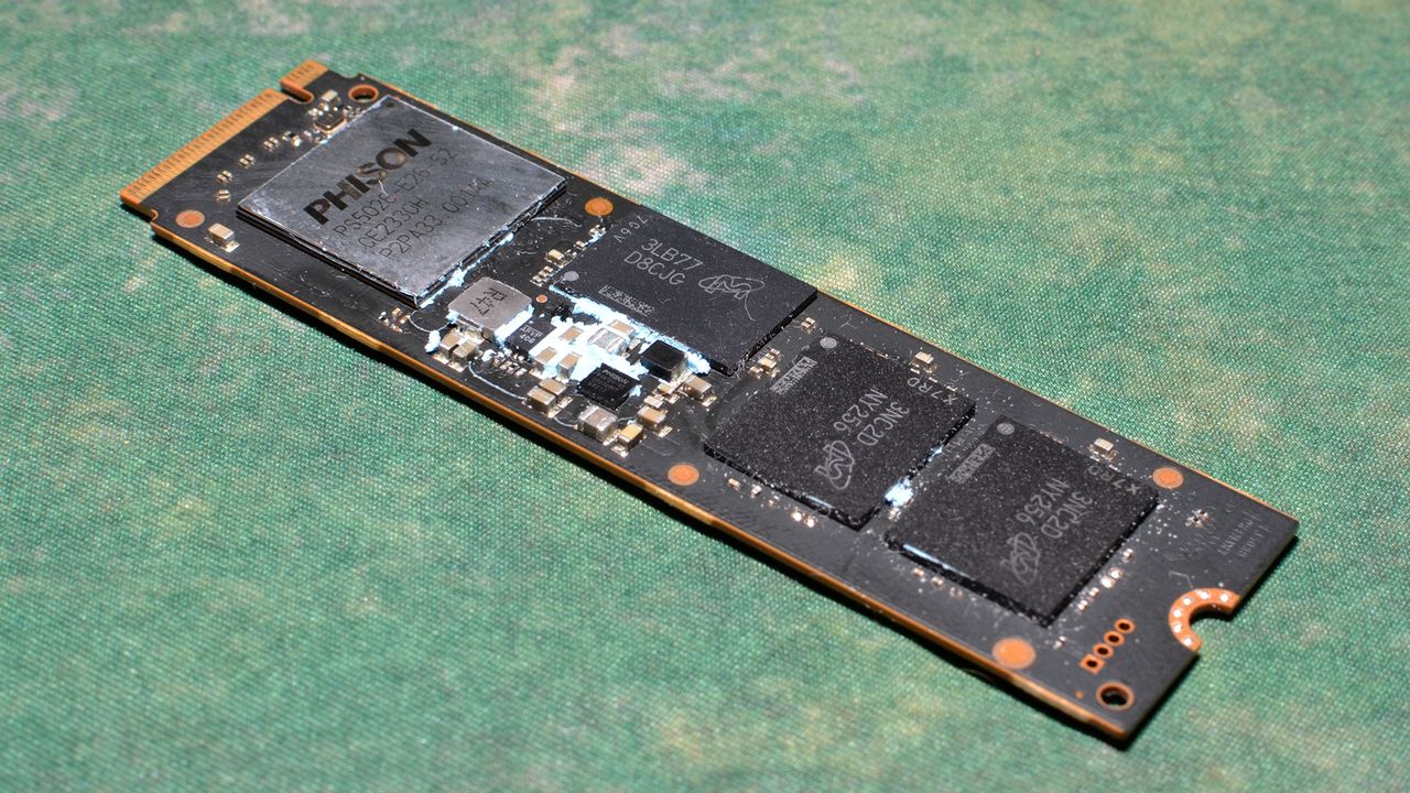 Crucial T700 4TB SSD