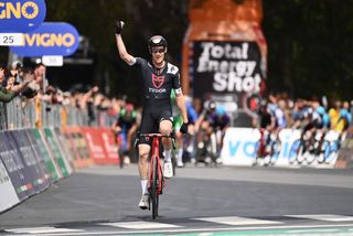 Stage 3 - Giro di Sicilia: Joel Suter makes solo breakaway stick to win stage 3