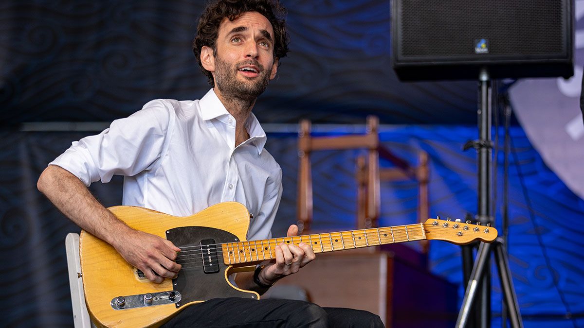 Julian Lage