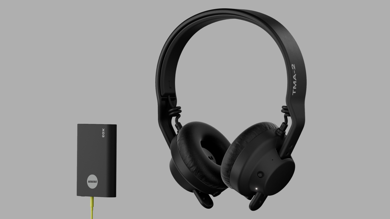 These ‘world first’ wireless DJ headphones ditch Bluetooth for a custom ...