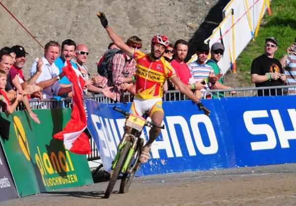 Jose Antonio Hermida Ramos (Merida Multivan) celebrating as he enters the venue