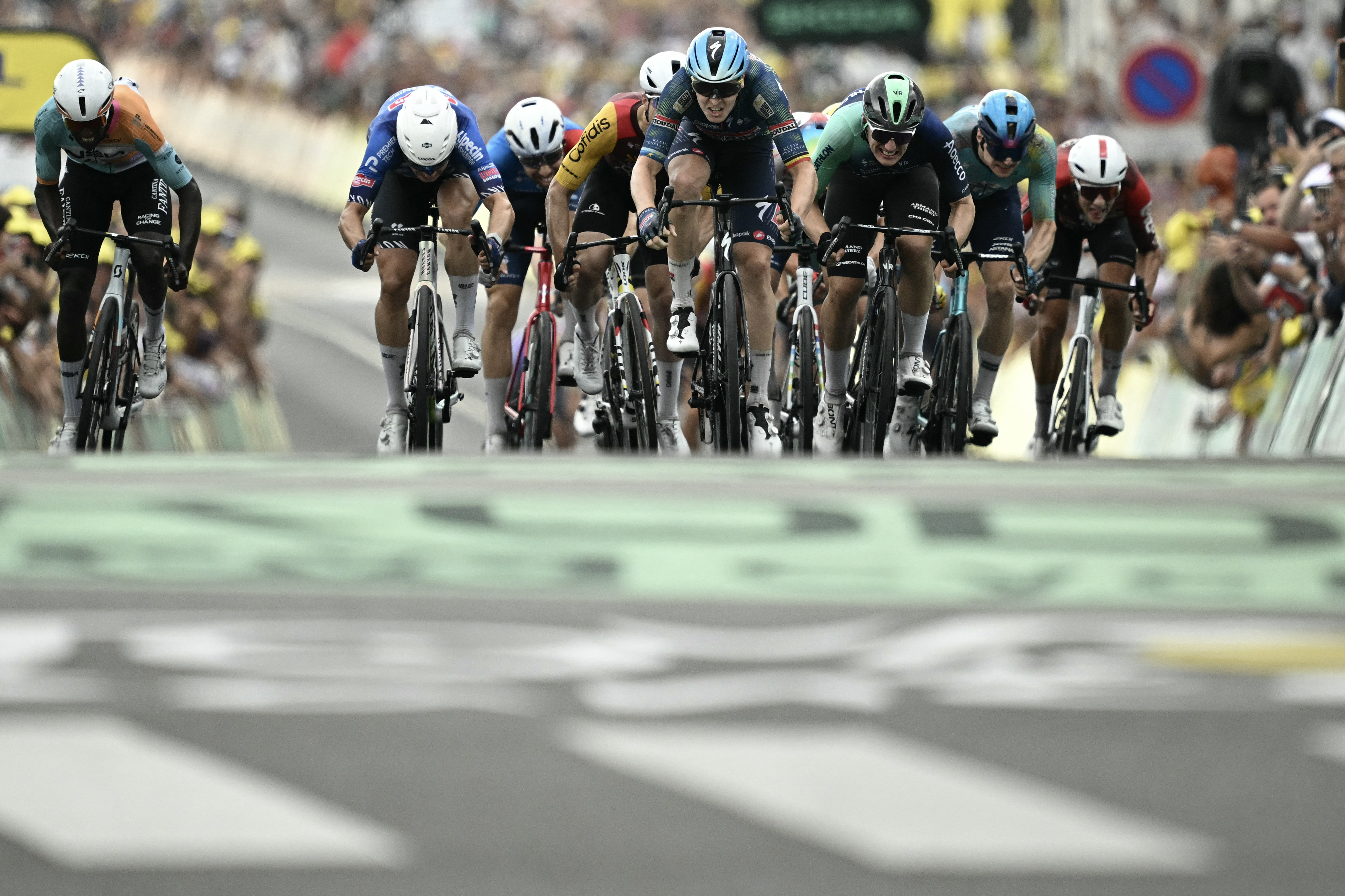 Riders sprint towards the line on 2026 Tour de France stage 12