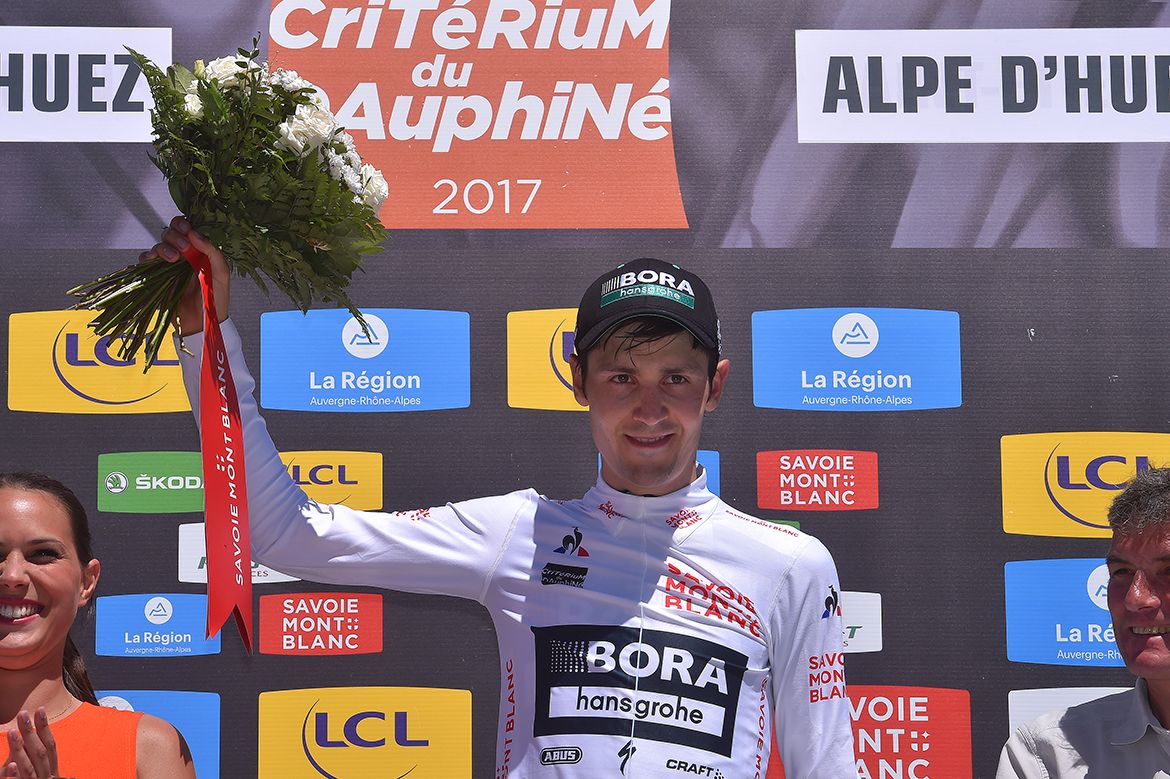 Emanuel Buchmann (Bora-Hansgrohe) in the white jersey of best young rider.