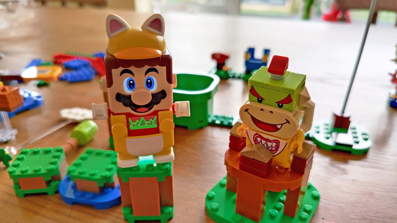 Lego Super Mario review