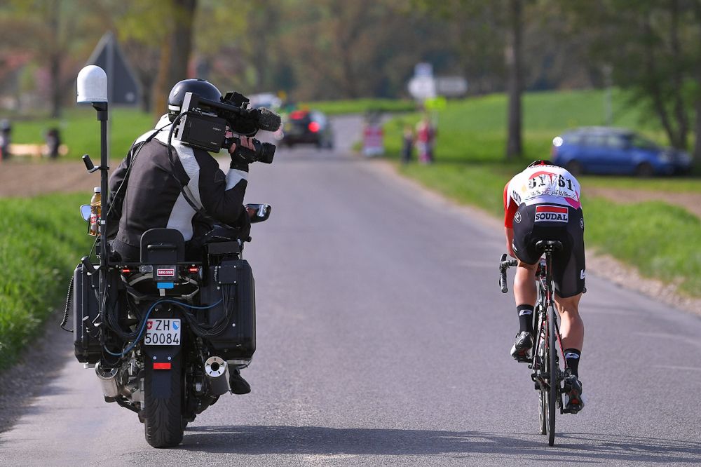 Thomas de Gendt rides alone to victory during stage 2 at tour de Romandie