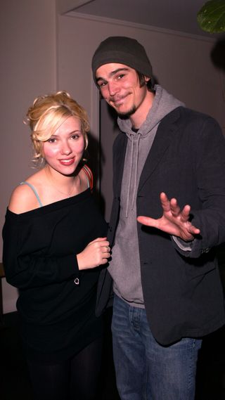 Scarlett Johansson and Josh Hartnett