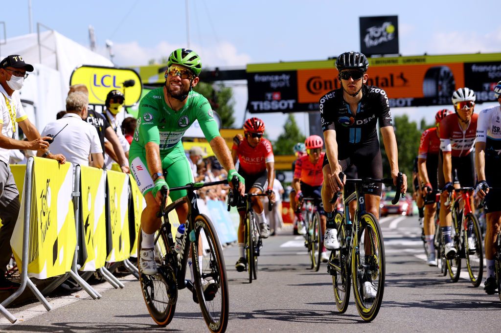 LIBOURNE FRANCE JULY 16 Mark Cavendish of The United Kingdom and Team Deceuninck QuickStep Green Points Jersey Mark Donovan of The United Kingdom and Team DSM at arrival during the 108th Tour de France 2021 Stage 19 a 207km stage from Mourenx to Libourne LeTour TDF2021 on July 16 2021 in Libourne France Photo by Tim de WaeleGetty Images