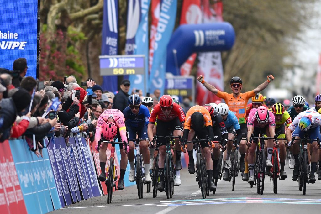 SAINTJEANDEMONTS FRANCE APRIL 02 LR Stage winner Marijn van den Berg of The Netherlands Samuel Watson of The United Kingdom and Team Groupama FDJ David Dekker of The Netherlands and Team Arkea BB Hotels Jon Aberasturi of Spain and Team Euskaltel Euskadi Emmanuel Morin of France and Team Van Rysel Roubaix and Emilien Jeanniere of France and Team TotalEnergies sprint at finish line during the 70th Region Pays de la Loire Tour 2024 Stage 1 a 2105km stage from FontenayleComte to SaintJeandeMonts on April 02 2024 in SaintJeandeMonts France Photo by Dario BelingheriGetty Images