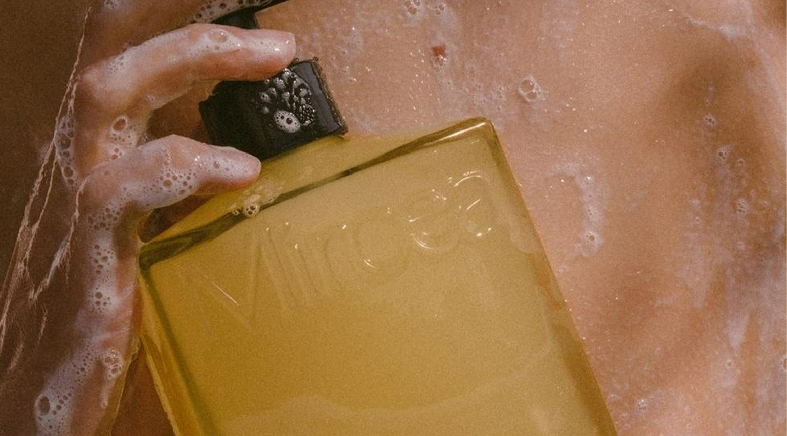 Mircea body wash