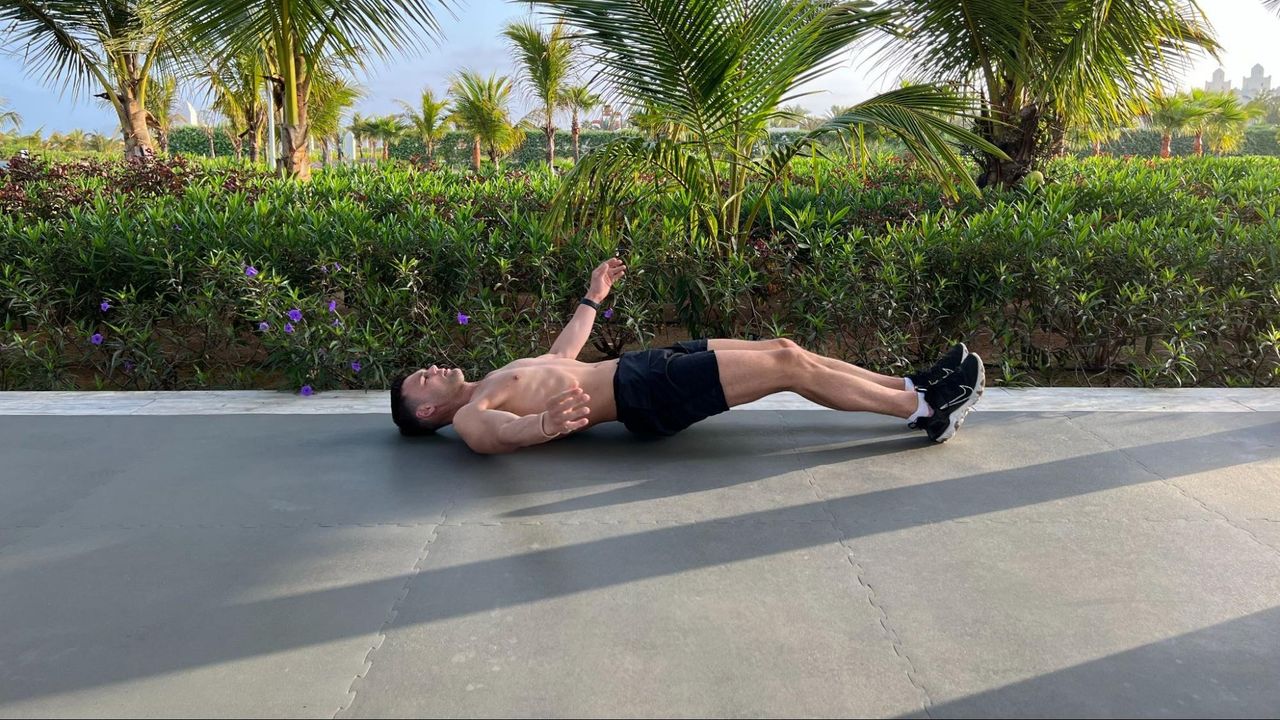 Sam Shaw starting a hamstring walk-in