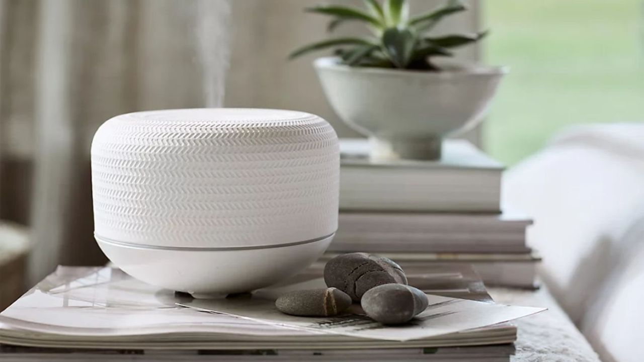 One of the best essential oil diffusers on the market, The White Company&#039;s Textured Ceramic Electronic Diffuser