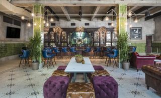 Drinking, dining and thinking space Eberly in Austin